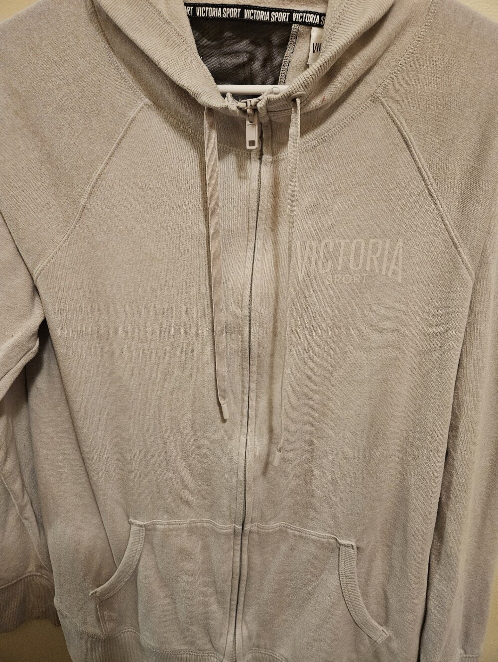 Victoria Sport/Victoria Secret; full-zip hoodie; light Taupe/Gray color; large - Picture 13 of 13